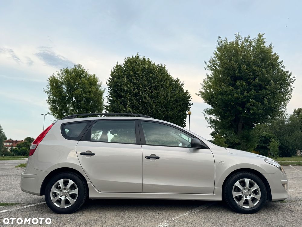 Hyundai i30 1.4 Team 08 - 5