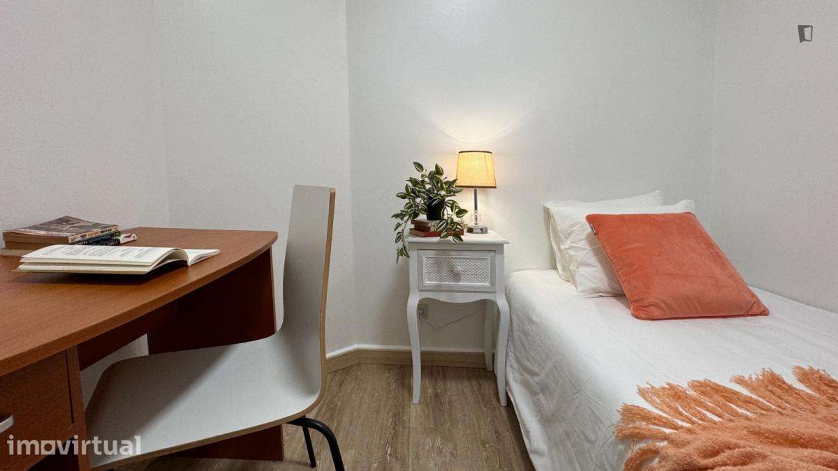 Apartamento com 1 quartos - localizado em Alta Universitária Coimbra - Grande imagem: 4/11