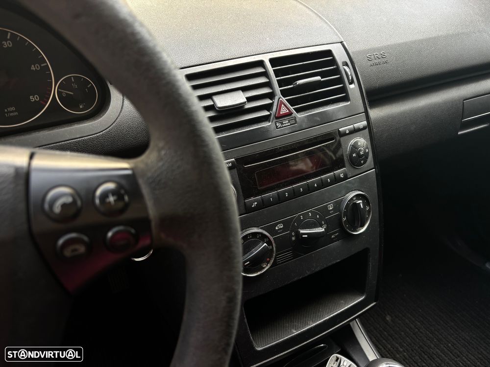 Mercedes-Benz A 180 - 5