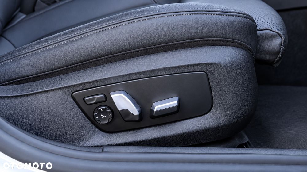 BMW Seria 5 - 34