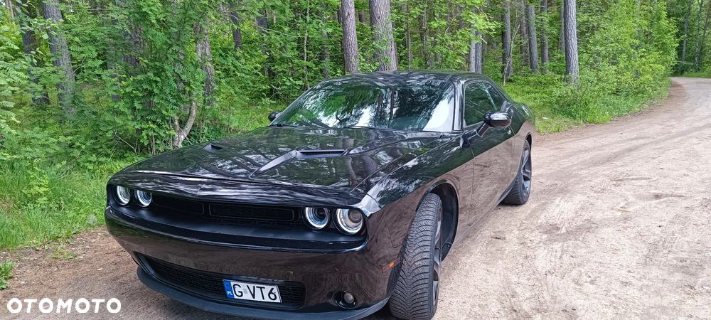 Dodge Challenger - 19