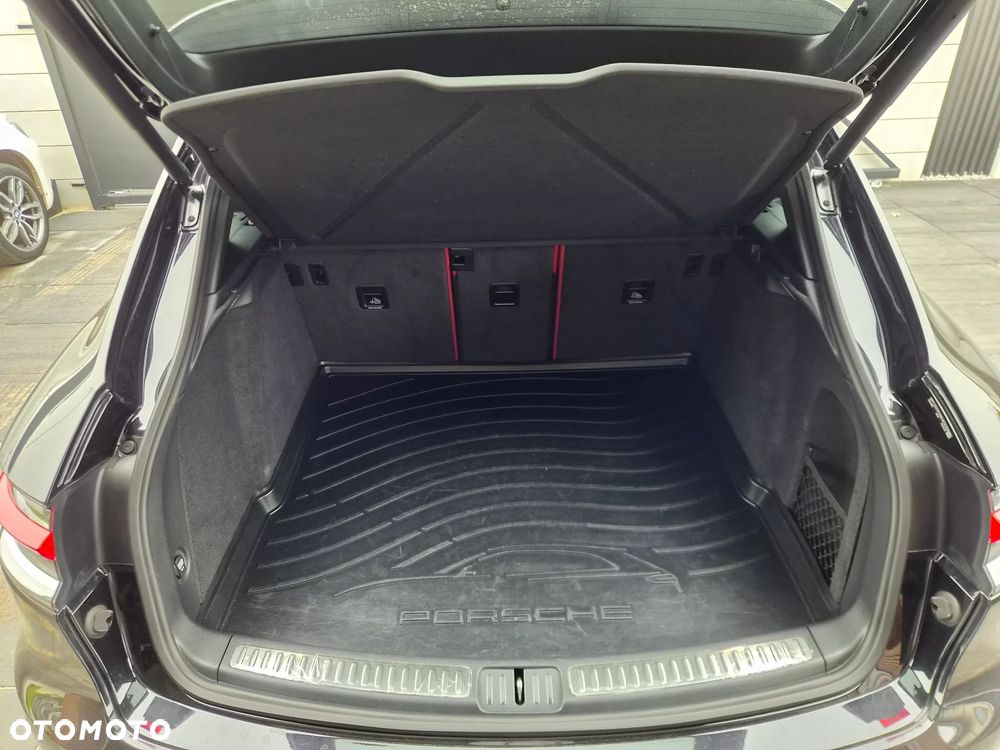 Porsche Macan Standard - 24