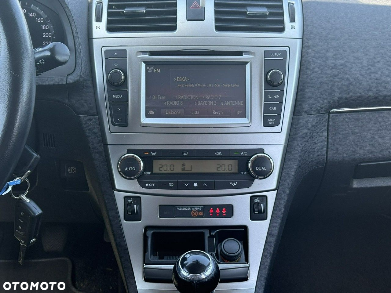 Toyota Avensis - 14