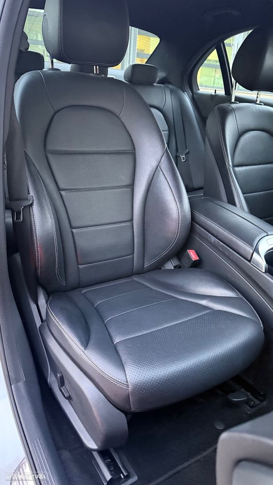 Mercedes-Benz C 300 BlueTEC Hybrid AMG Line - 48