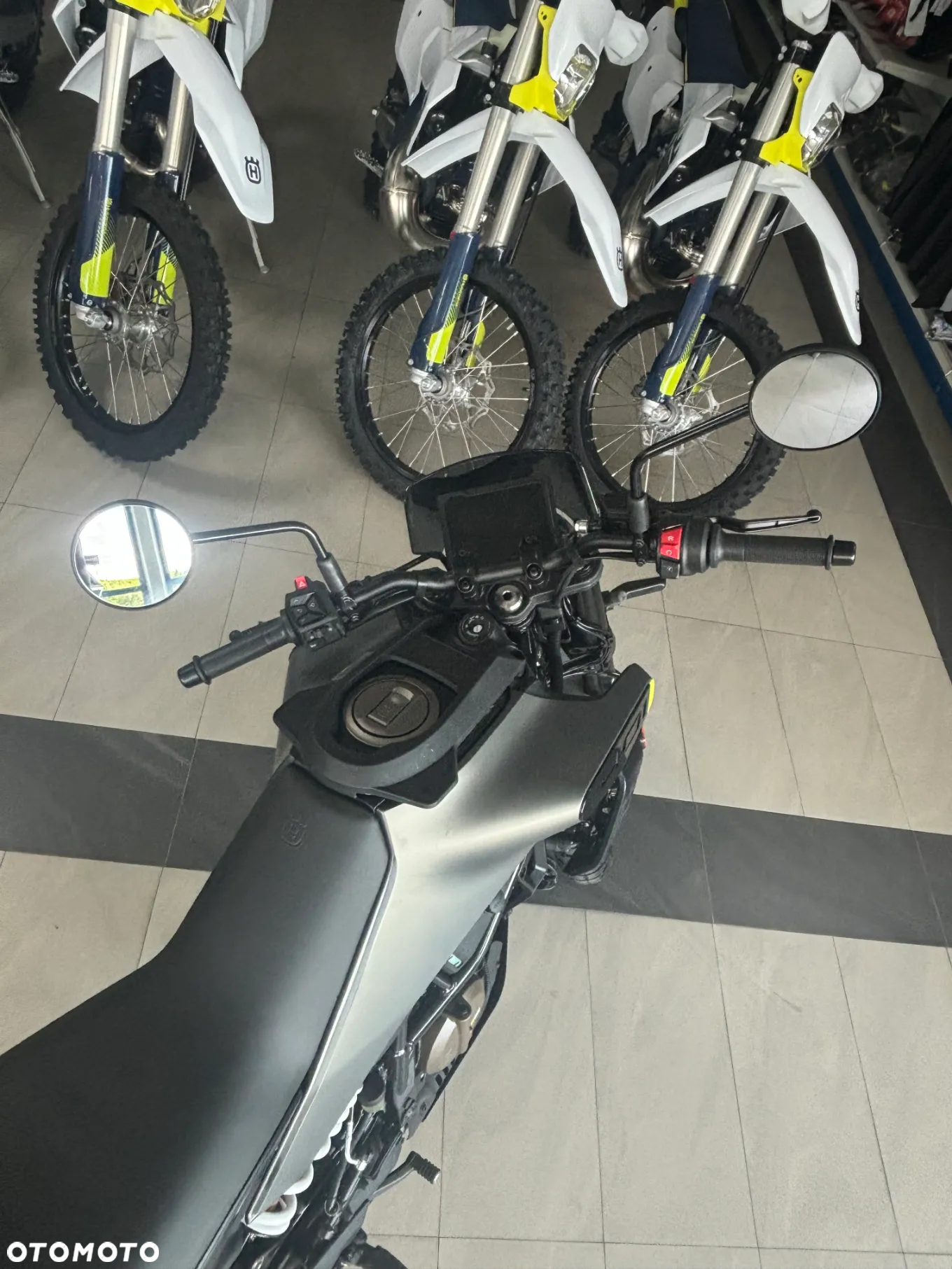 Husqvarna Svartpilen - 2