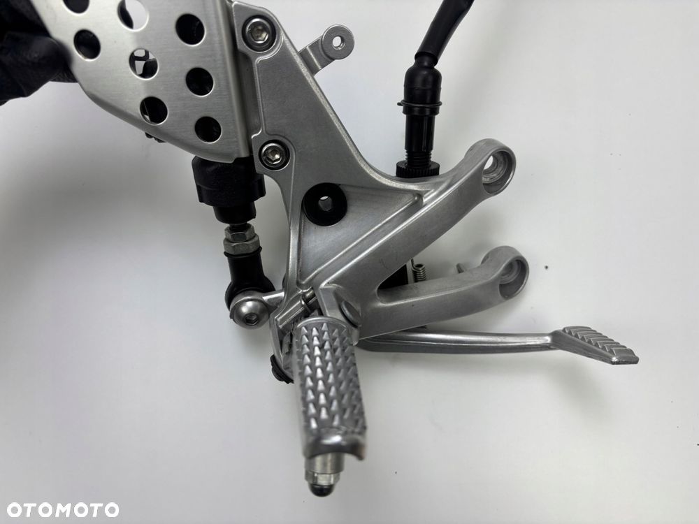 Prawy set kierowcy Honda CBR 600RR PC69 2024- Oryginał - 5
