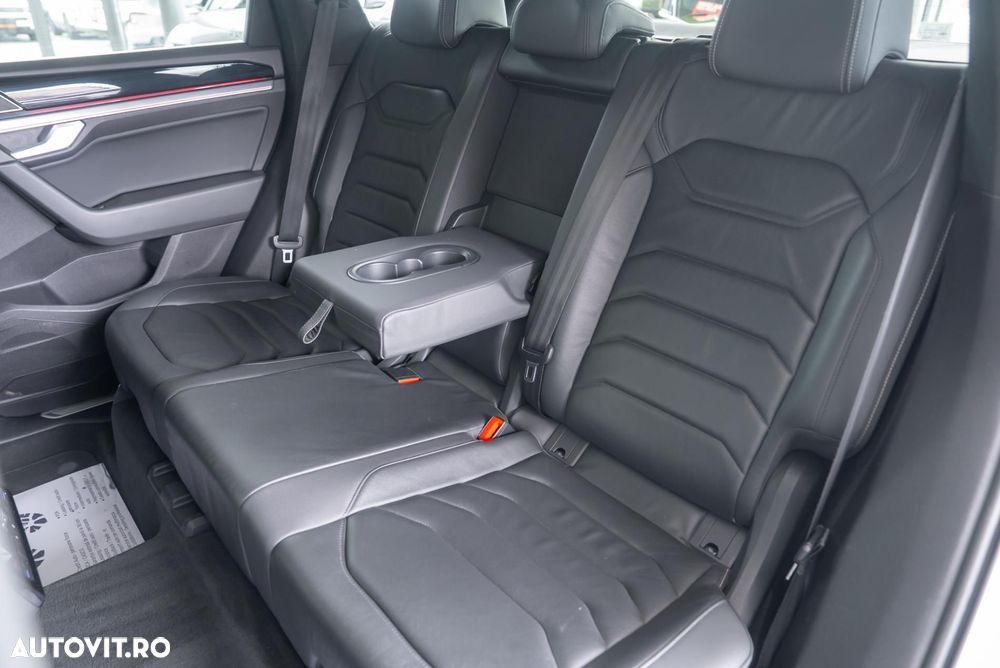 Volkswagen Touareg 3.0 V6 TDI 4Motion DPF Automatik R-Line - 24