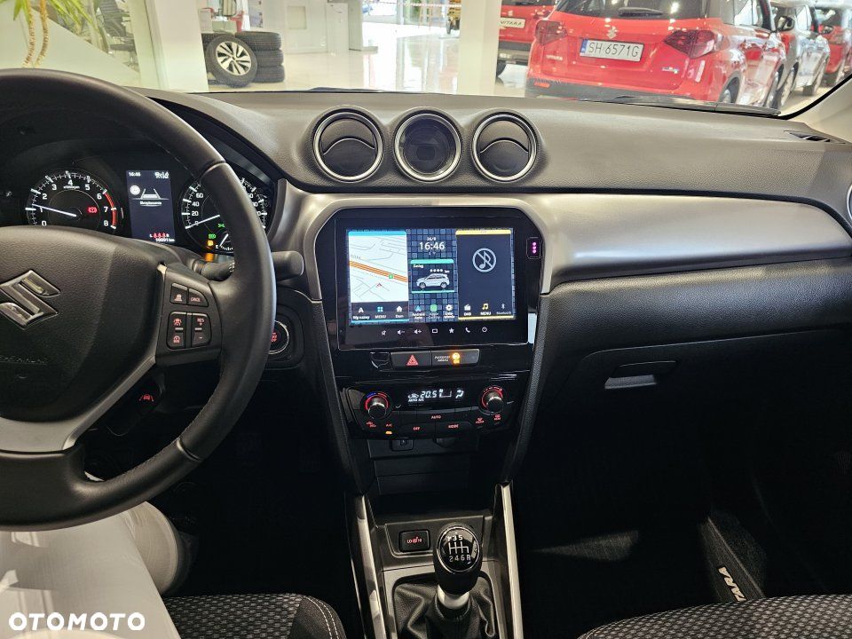 Suzuki Vitara - 8