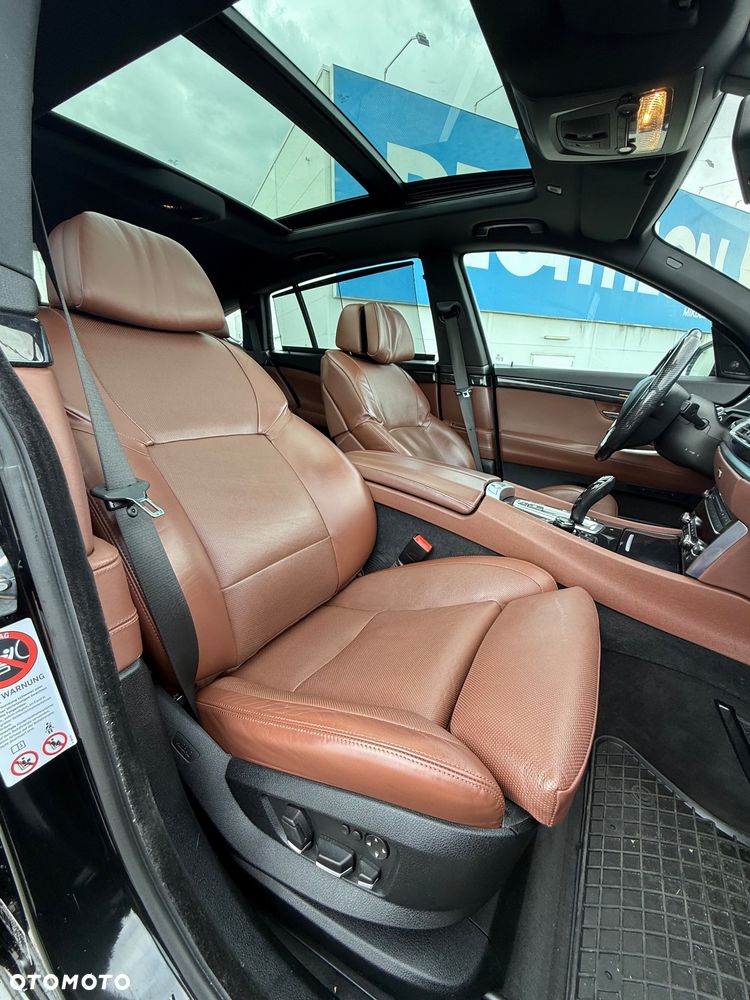 BMW 5GT 550i Luxury Line - 37