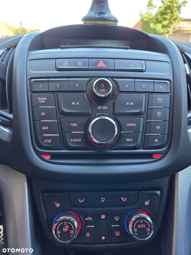 Opel Zafira - 15