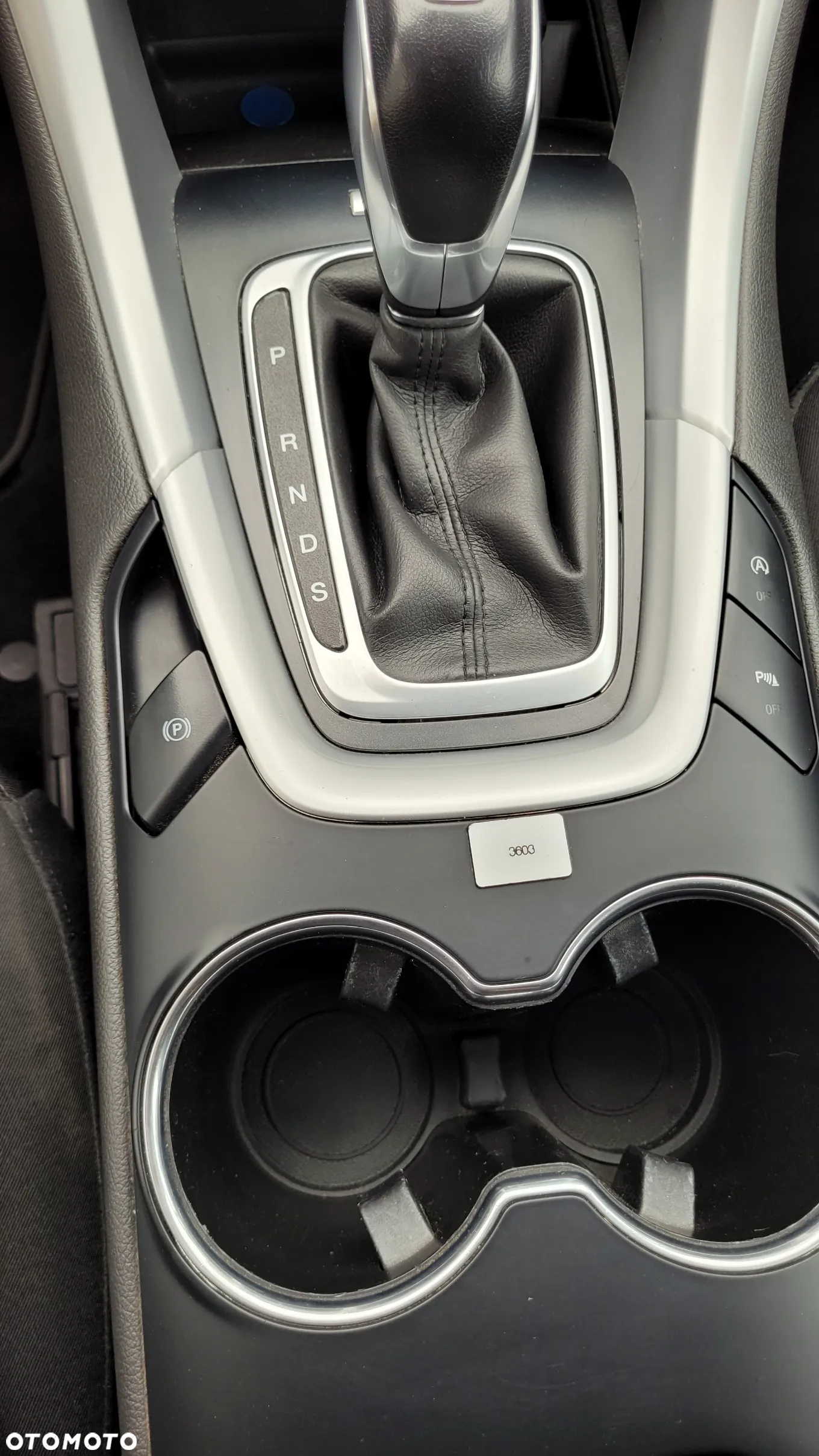 Ford Mondeo 2.0 TDCi Edition PowerShift - 18
