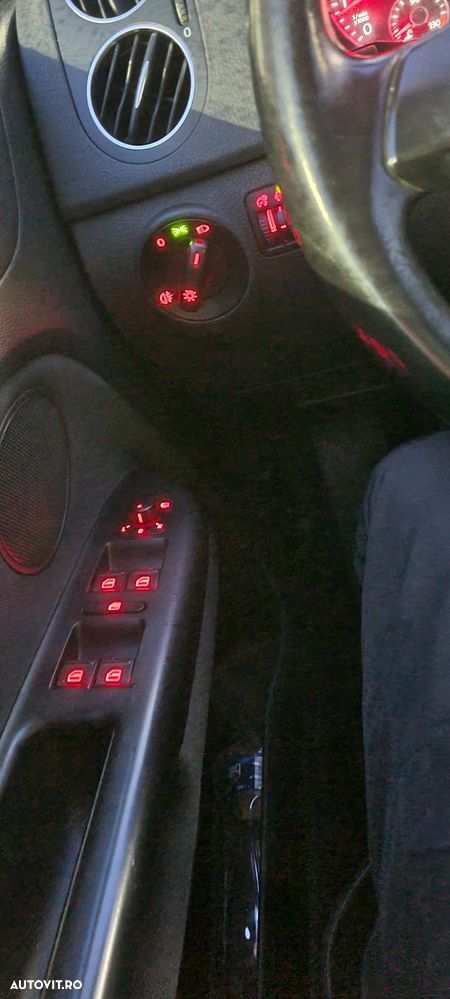 Volkswagen Golf Plus 1.4 Comfortline TSI - 14