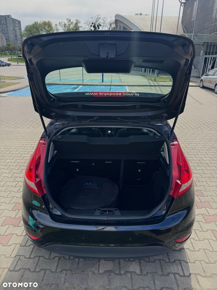 Ford Fiesta 1.25 Trend - 10