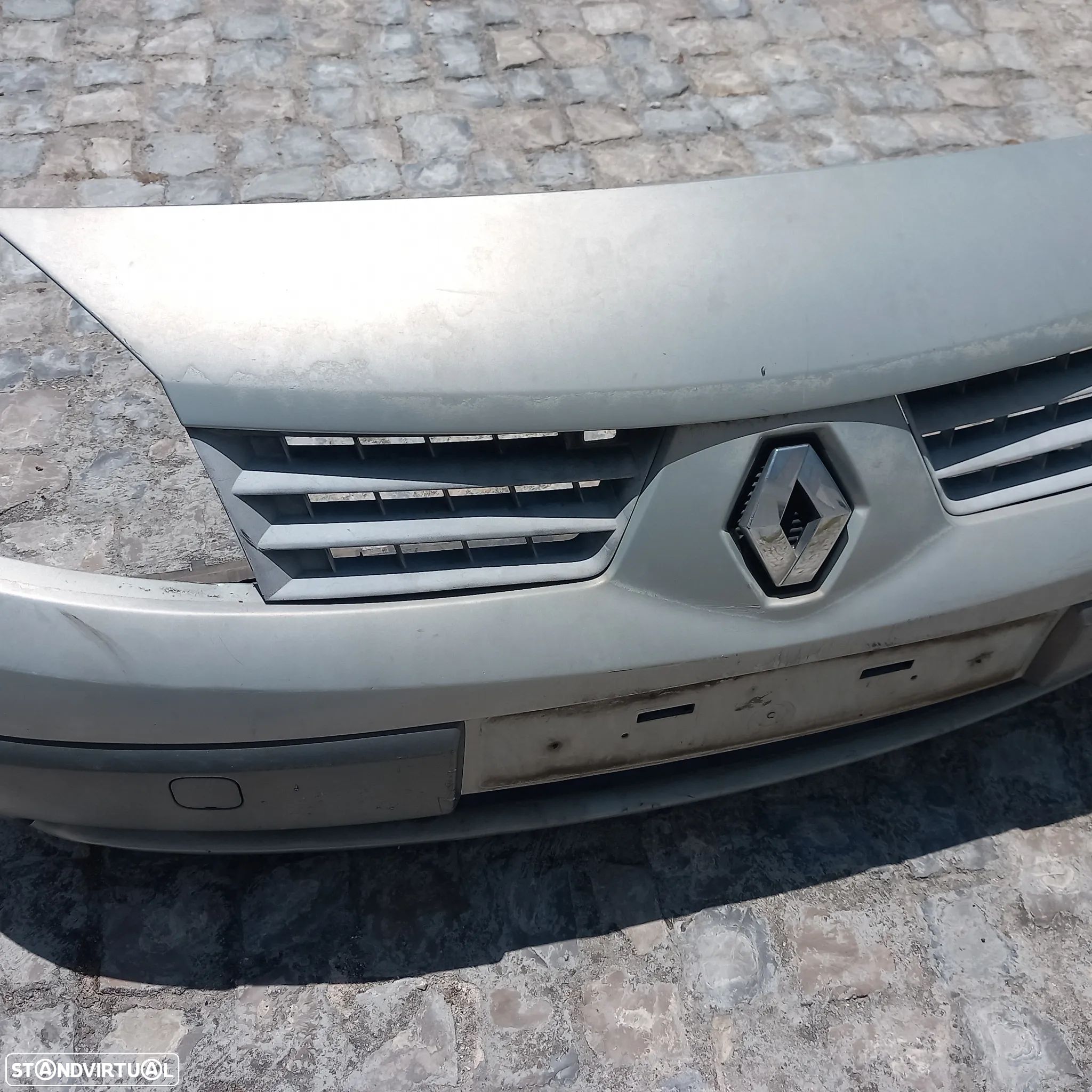 Para choques frente renault scenic - 1