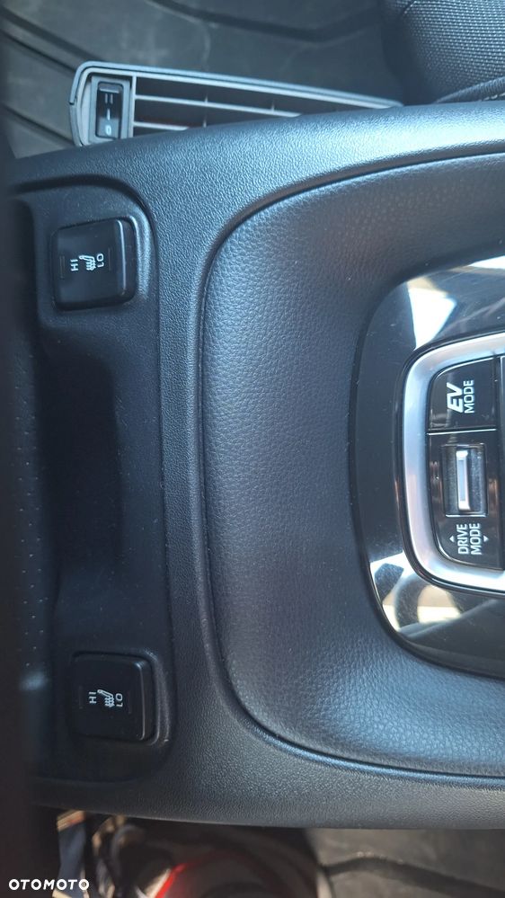 Toyota Corolla 1.8 Hybrid Comfort - 22