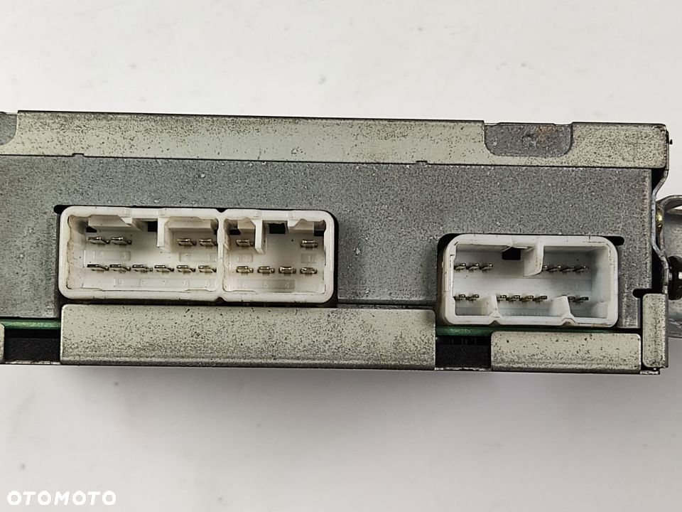 LEXUS ES Wzmacniacz Stereo - 12