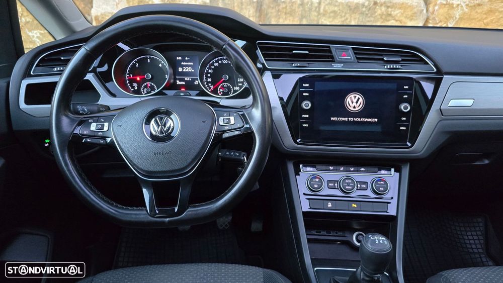VW Touran 1.6 TDI Confortline - 13