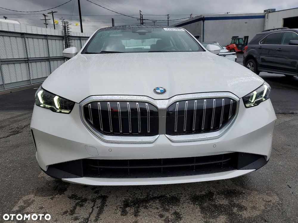 BMW Seria 5 530i - 5