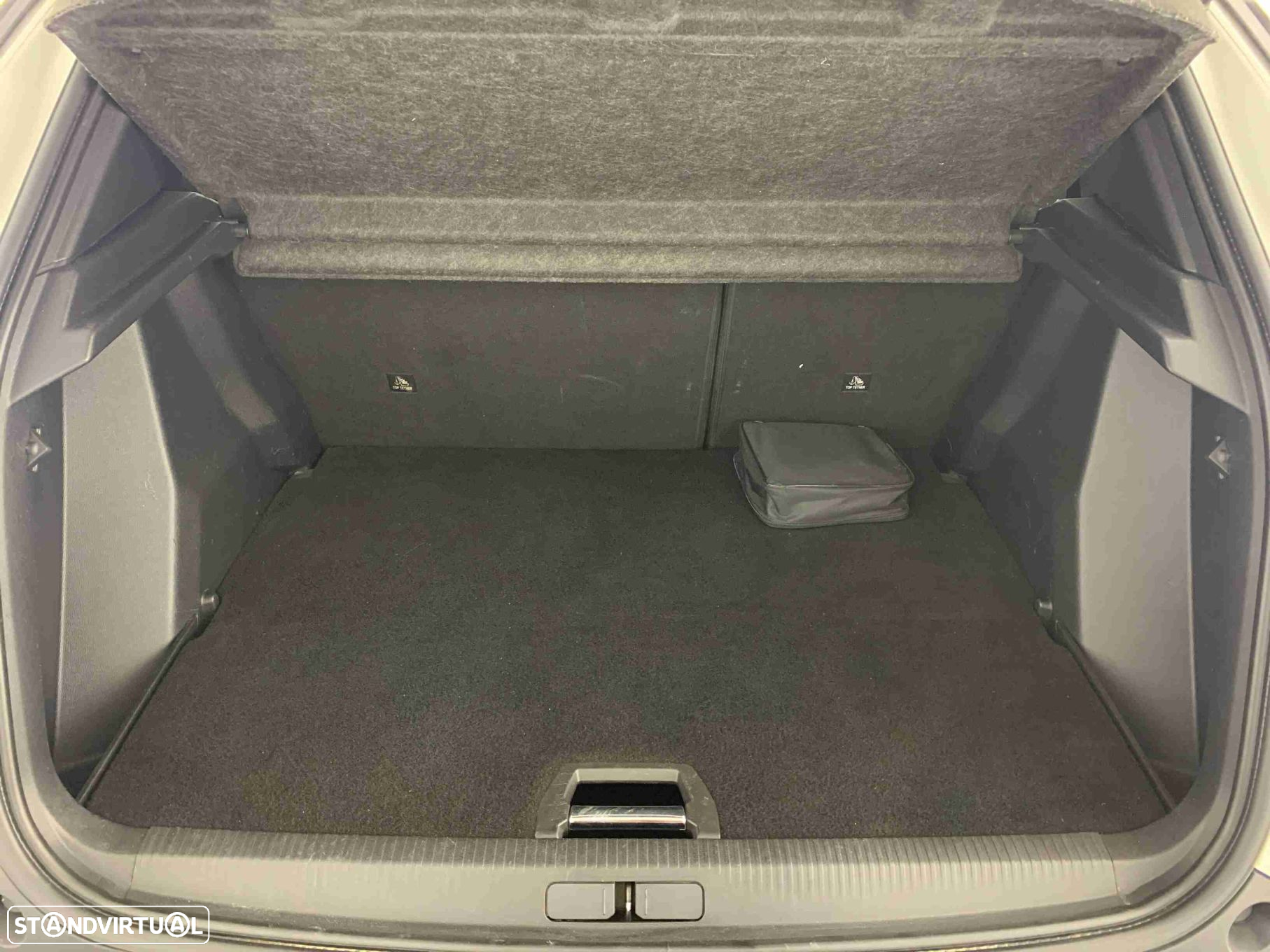 Peugeot 2008 1.2 PureTech GT Line - 13
