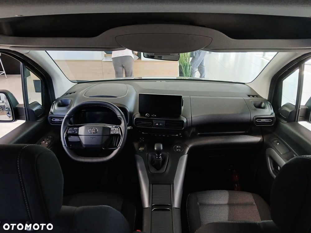 Toyota Proace City Verso 1.5 D-4D Family - 8