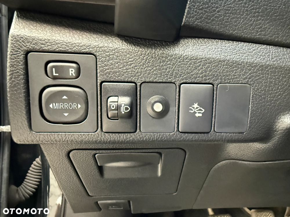 Toyota Auris 1.6 Premium - 11