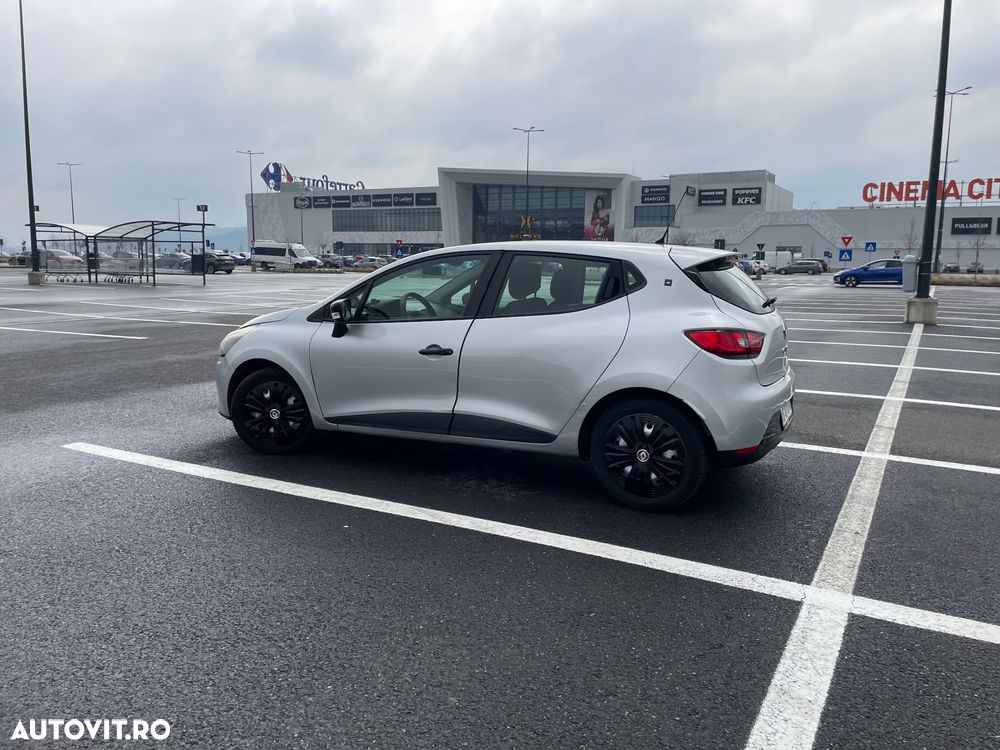Renault Clio 1.5 dCi 75 Expression - 6