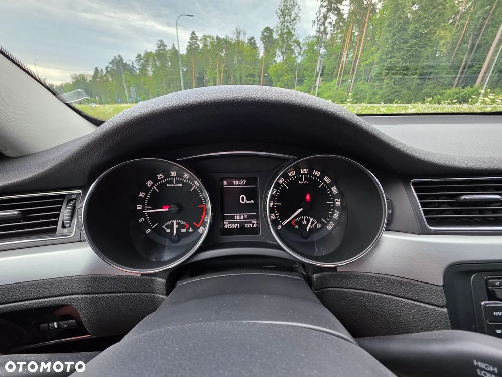 Skoda Superb 2.0 TDI Ambition - 7