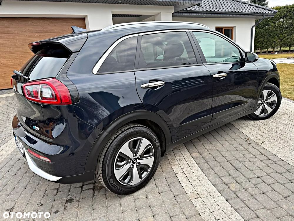 Kia Niro ver-1-6-gdi-plug--in-hybrid-l - 8