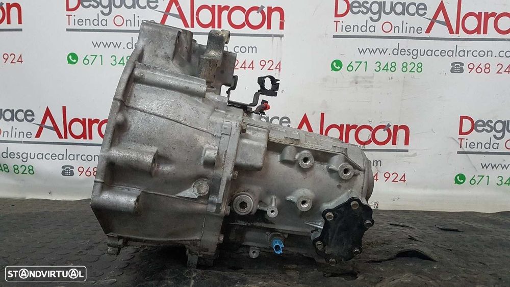 CAIXA DE VELOCIDADES NISSAN ALMERA TINO (V10M) ACENTA - 4