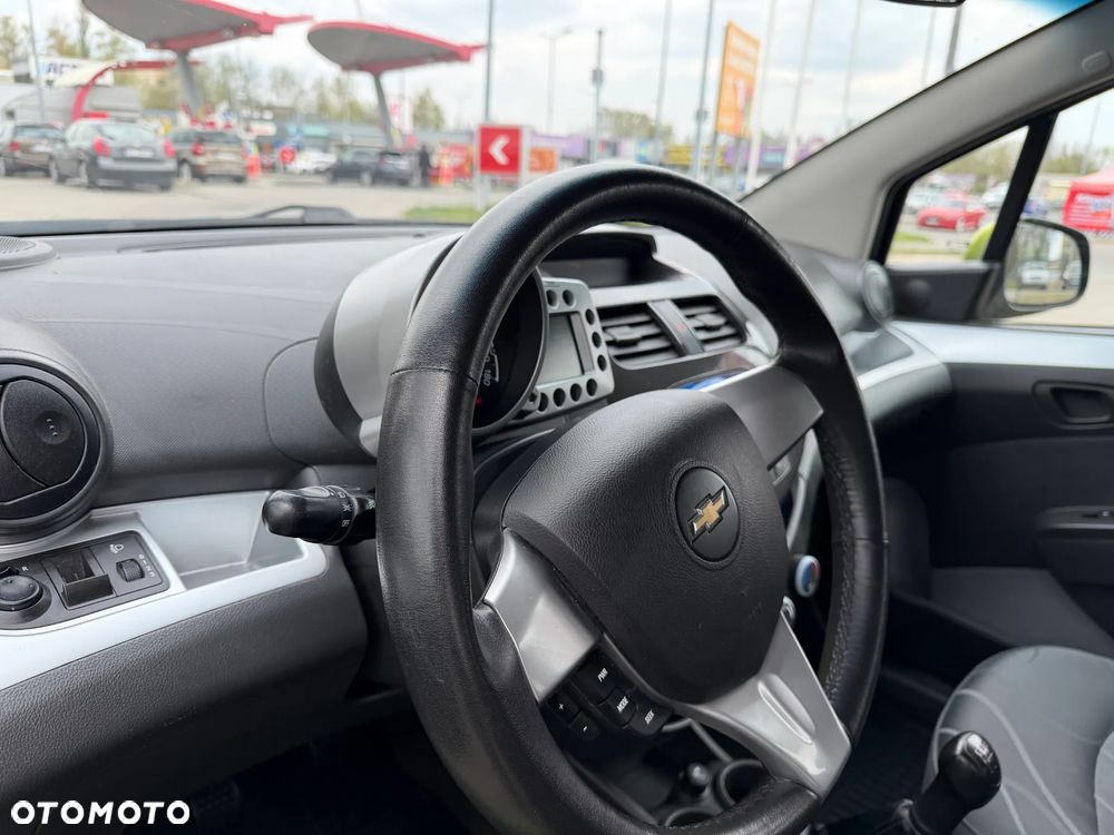 Chevrolet Spark 1.2 LT - 8