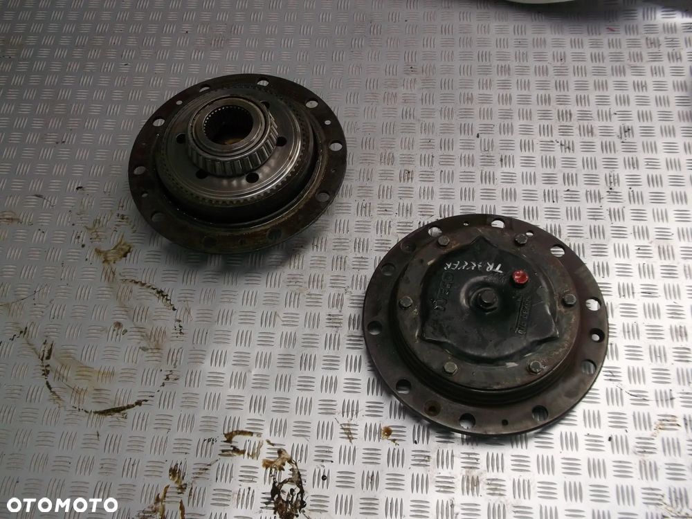 Zwolnica piasta przód Iveco Trakker 4x4 6x6 8x8 - 6