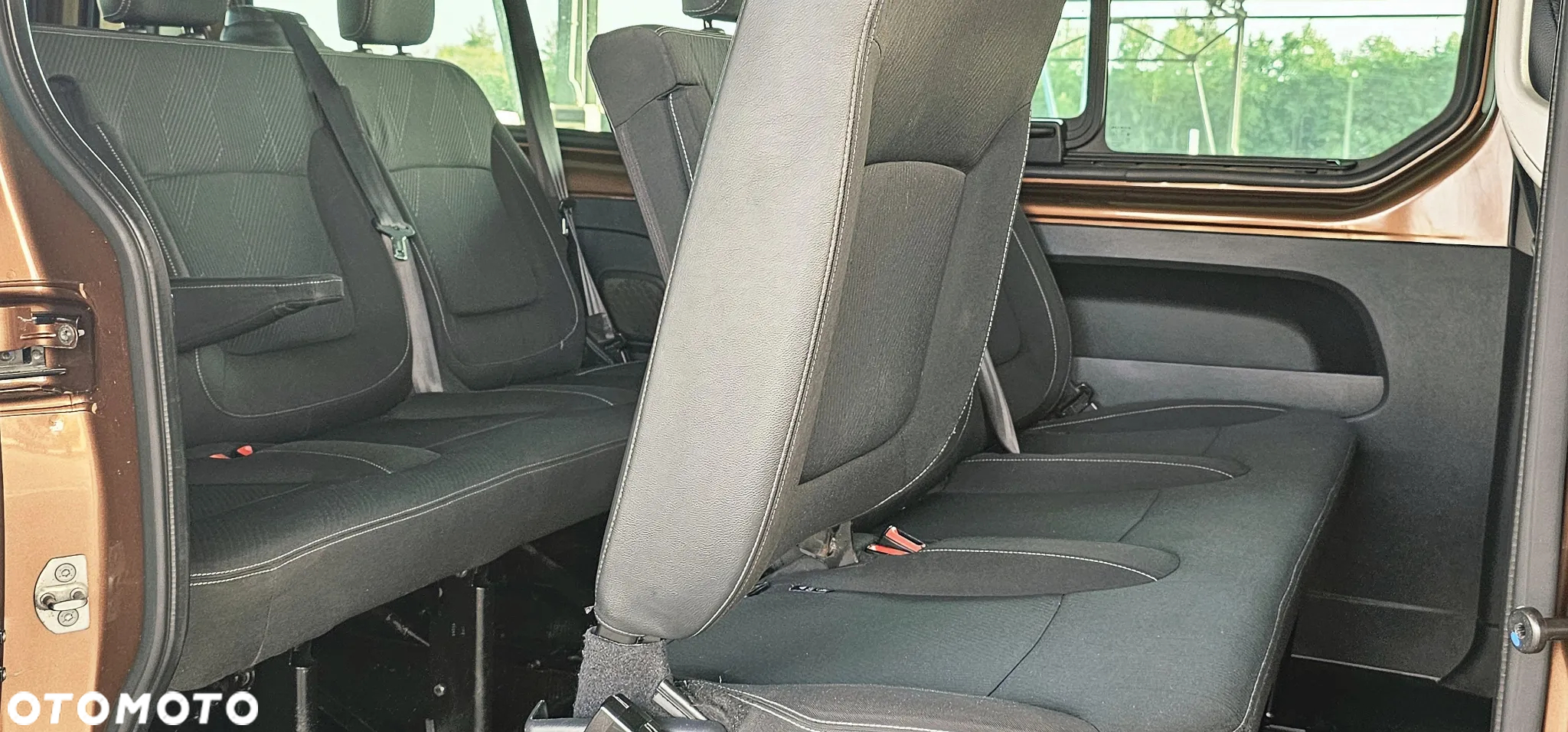 Renault Trafic Grand SpaceClass 2.0 dCi - 19