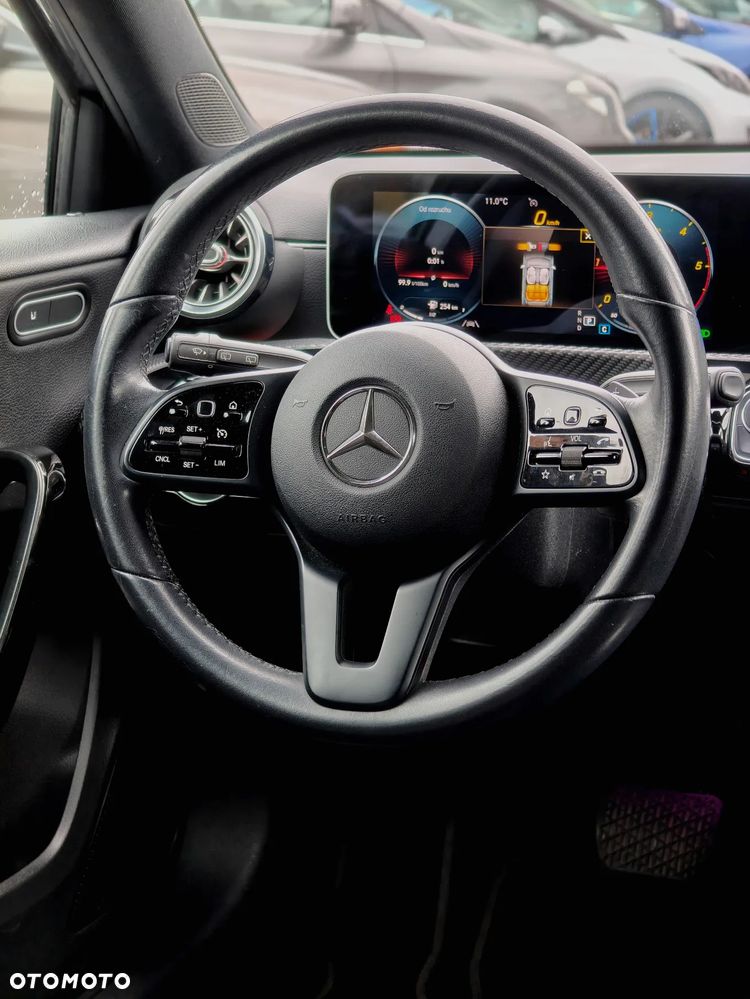 Mercedes-Benz Klasa A 180 d 7G-DCT - 18