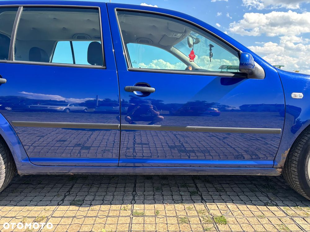 Volkswagen Golf 1.6 Comfortline - 9