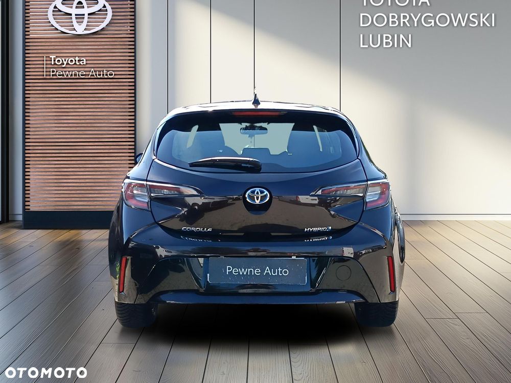 Toyota Corolla - 4