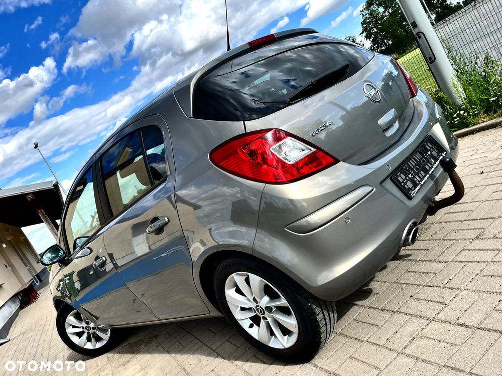 Opel Corsa 1.4 16V Energy - 4
