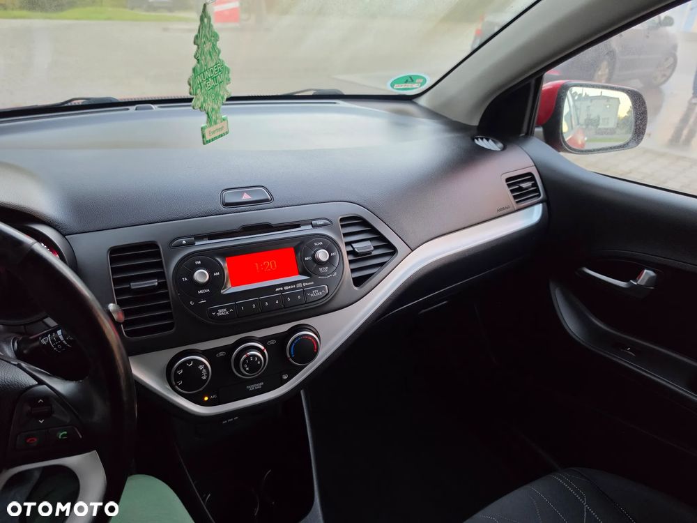 Kia Picanto - 22