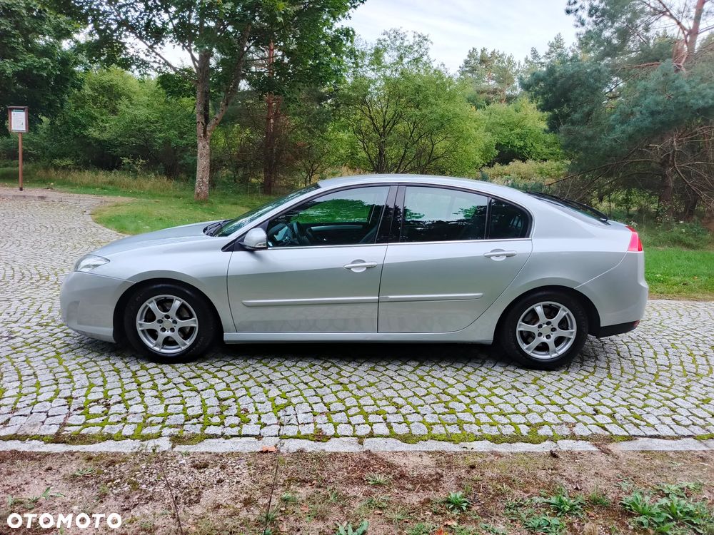 Renault Laguna dCi 150 FAP GT - 26