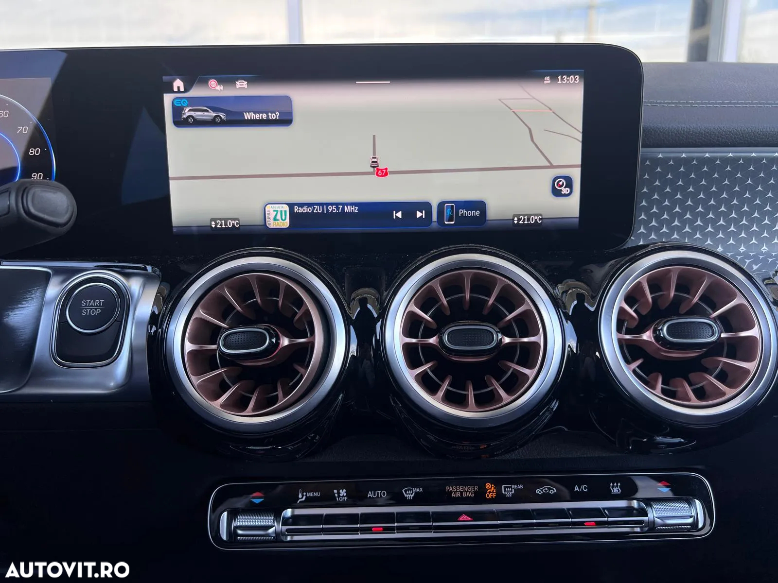 Mercedes-Benz EQB 300 4MATIC - 12