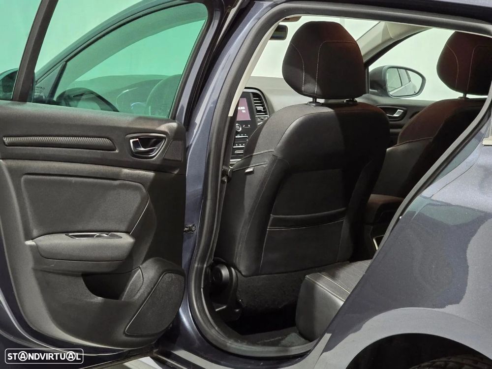 Renault Mégane Sport Tourer 1.3 TCe Limited - 50