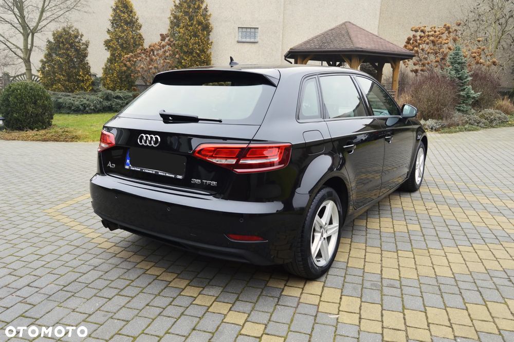 Audi A3 Sportback 35 TFSI Sport S tronic - 5