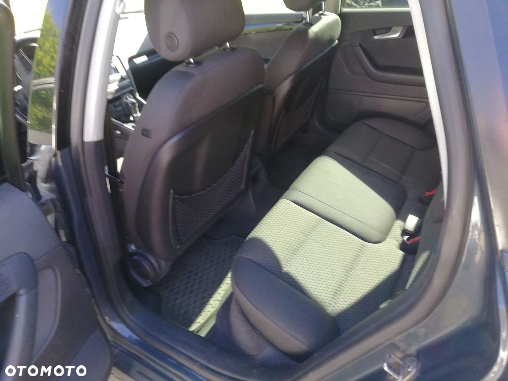 Audi A3 Sportback 1.8 TFSI Ambiente - 15