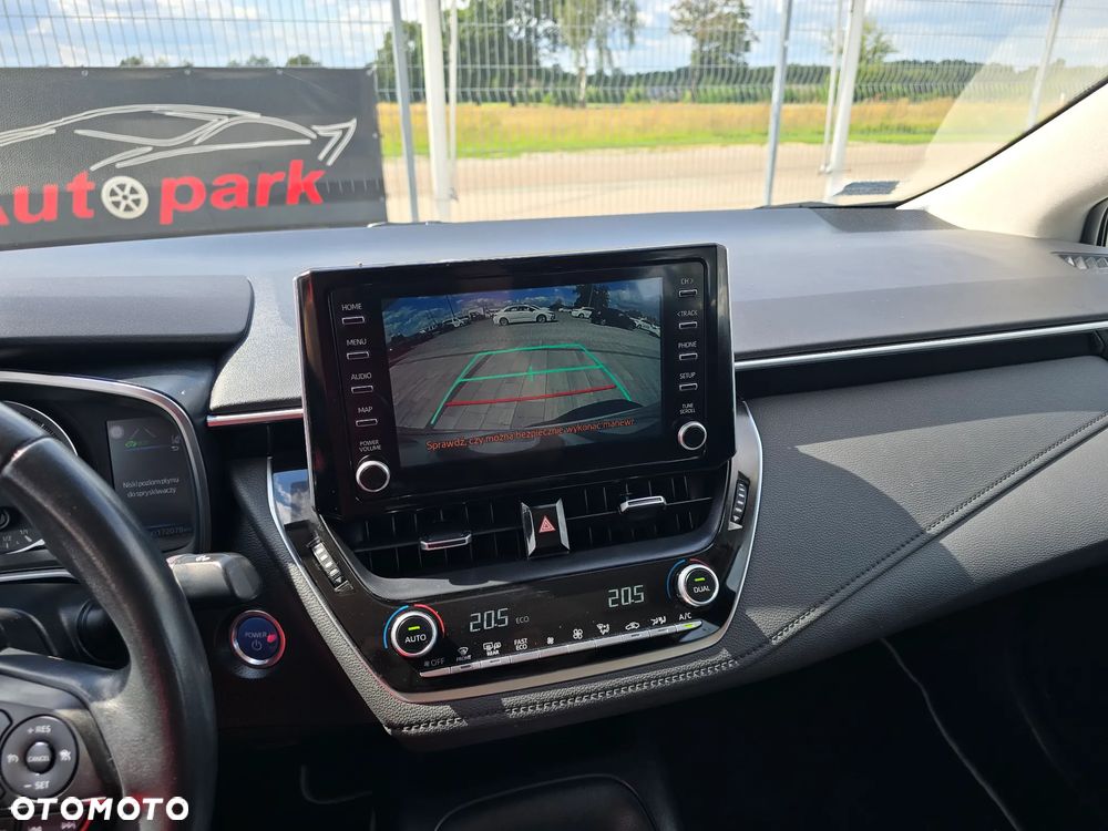 Toyota Corolla 1.8 Hybrid GPF Comfort - 28