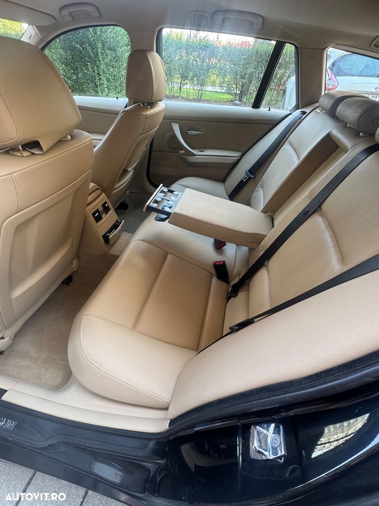 BMW Seria 3 320d DPF Touring Aut. - 14