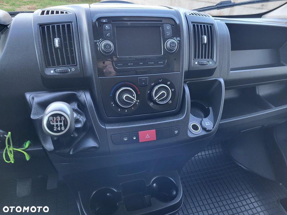 Peugeot BOXER - 12