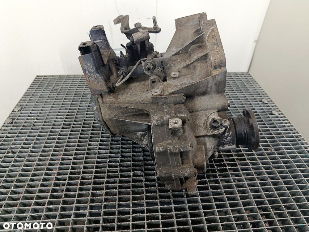 SKRZYNIA BIEGÓW MANUALNA 5 SKODA FABIA II JHN 1.2 HTP 6V 60KM - 5