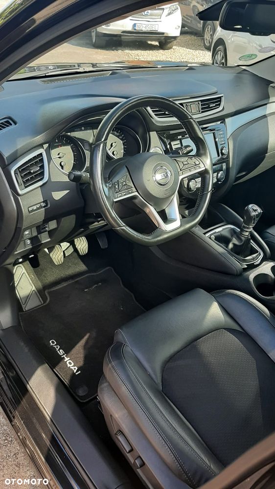 Nissan Qashqai 1.3 DIG-T AKARI - 13