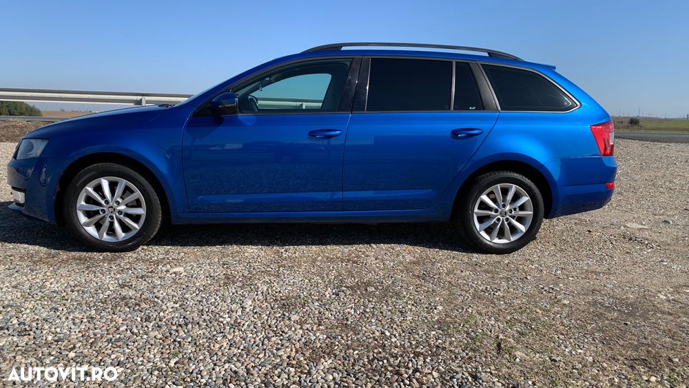 Skoda Octavia 1.2 TSI STYLE - 4