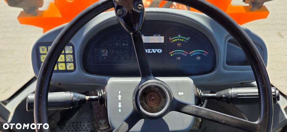 Volvo <<Ładowarka Volvo L30, 1999r, opony 90%dobre,łyżka+widły, z Niemiec>> - 11