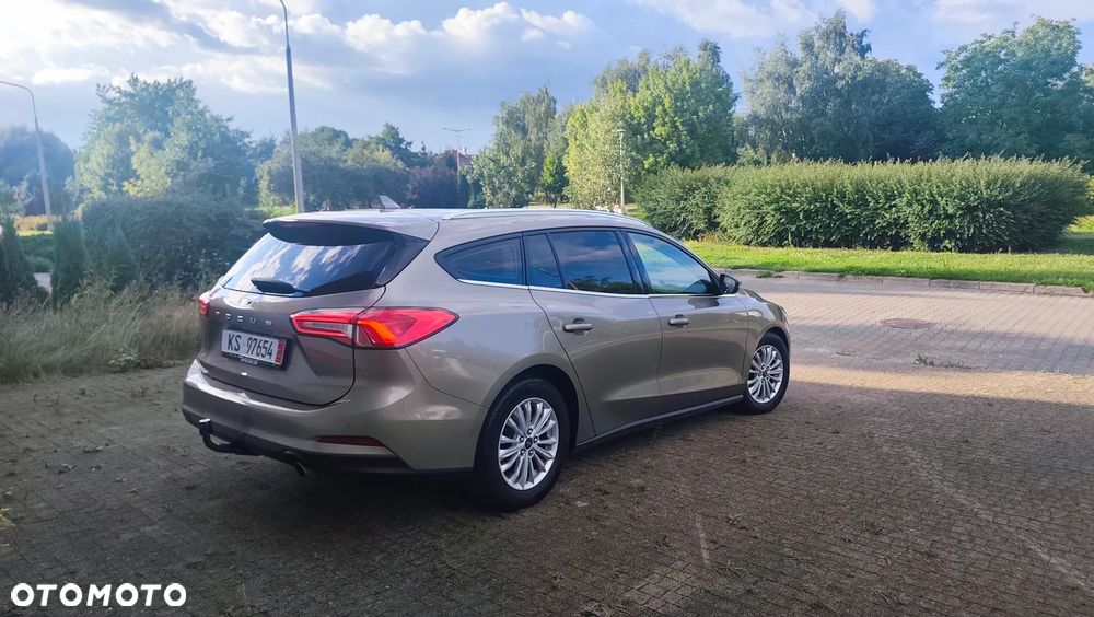 Ford Focus 2.0 EcoBlue Titanium - 25